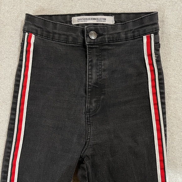 Zara Jeans